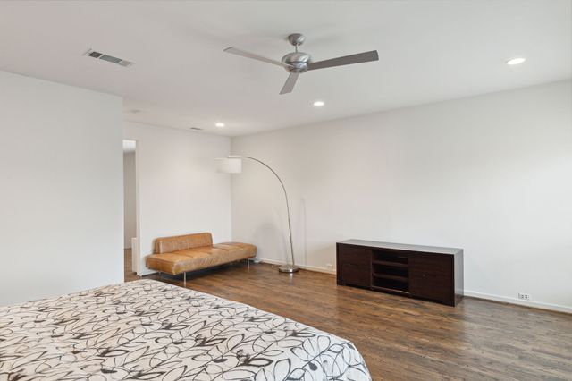 2913 Reagan Street, Dallas, TX 75219