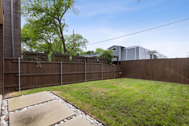 2913 Reagan Street, Dallas, TX 75219