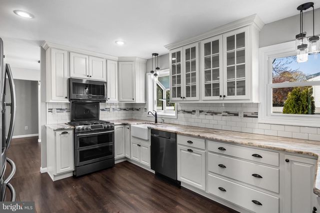 2211 NEW ALBANY RD, Cinnaminson, NJ 08077