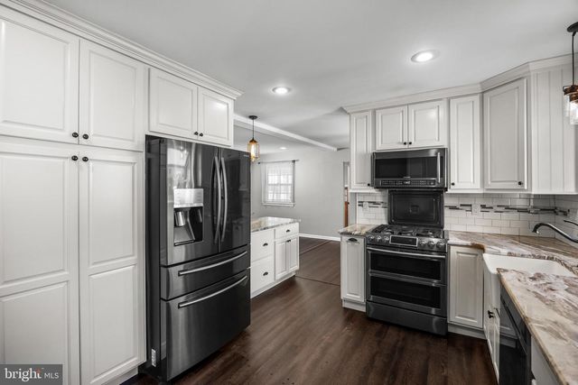 2211 NEW ALBANY RD, Cinnaminson, NJ 08077