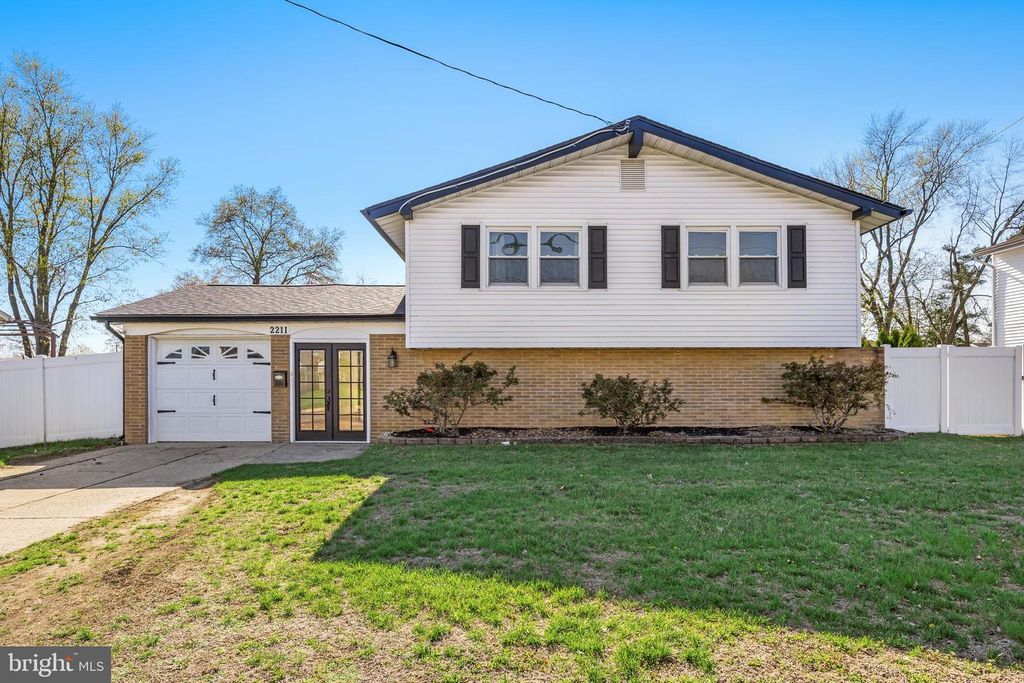 2211 NEW ALBANY RD, Cinnaminson, NJ 08077