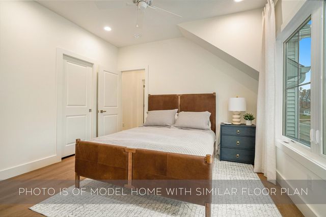 739 N Twyckenham Drive, South Bend, IN 46617