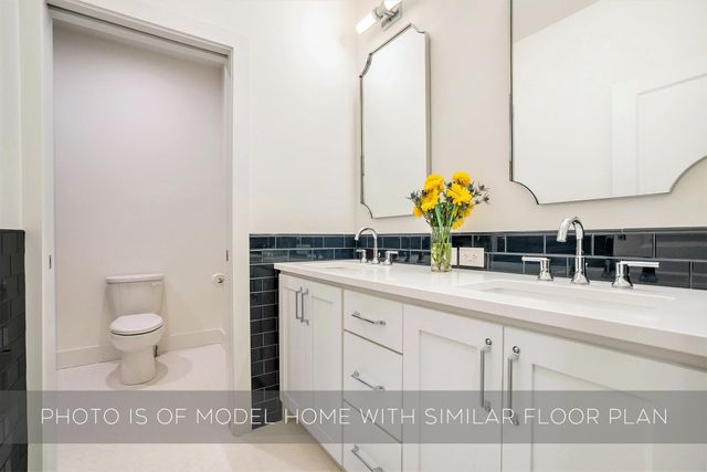 739 N Twyckenham Drive, South Bend, IN 46617