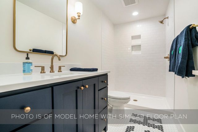 739 N Twyckenham Drive, South Bend, IN 46617