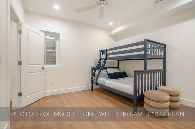 739 N Twyckenham Drive, South Bend, IN 46617