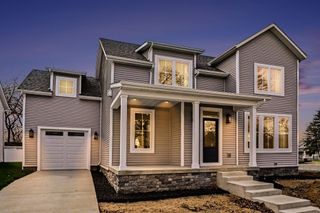 739 N Twyckenham Drive, South Bend, IN 46617