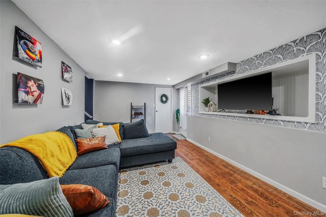 191 Grove Street, Port Jefferson Station, NY 11776
