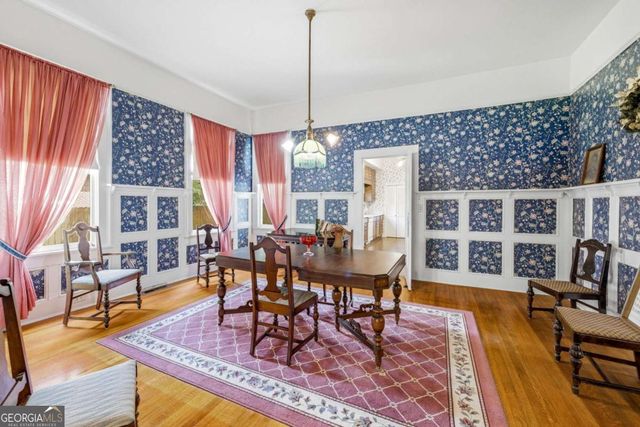 121 W Candler Street, Winder, GA 30680