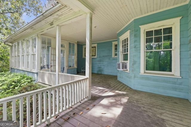 121 W Candler Street, Winder, GA 30680