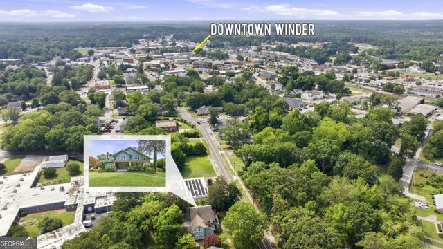 121 W Candler Street, Winder, GA 30680