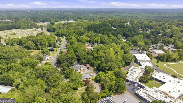 121 W Candler Street, Winder, GA 30680