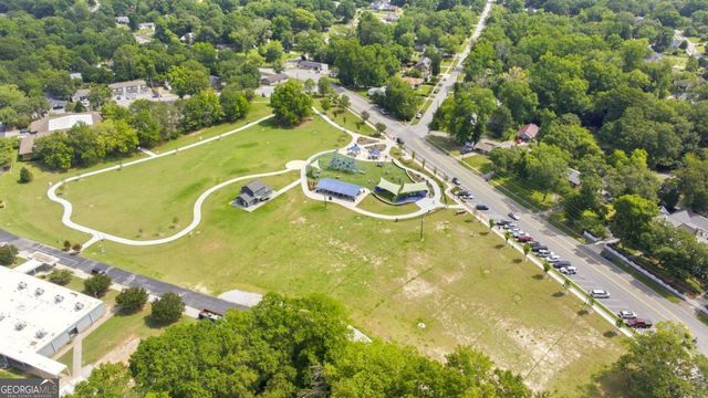 121 W Candler Street, Winder, GA 30680