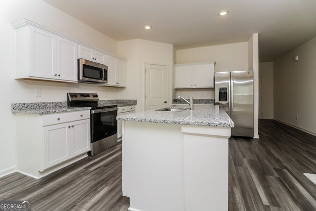 7604 Saffron Avenue, Covington, GA 30014