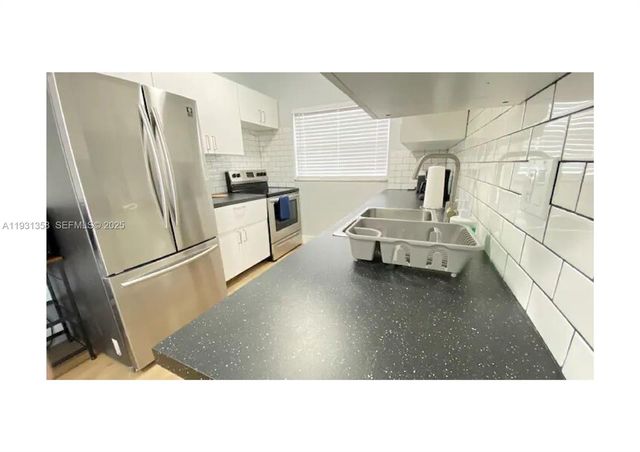 845 NW 3rd St A, Miami, FL 33128