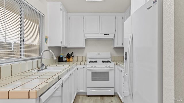 108 American Way, Vacaville, CA 95687