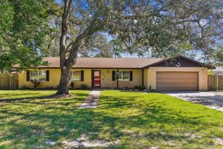 707 Queen Rd, St Augustine, FL 32086