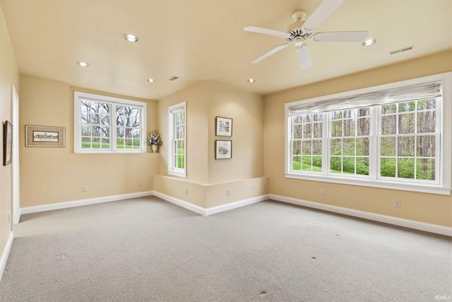 10210 Snowy Owl Lane, Roanoke, IN 46783