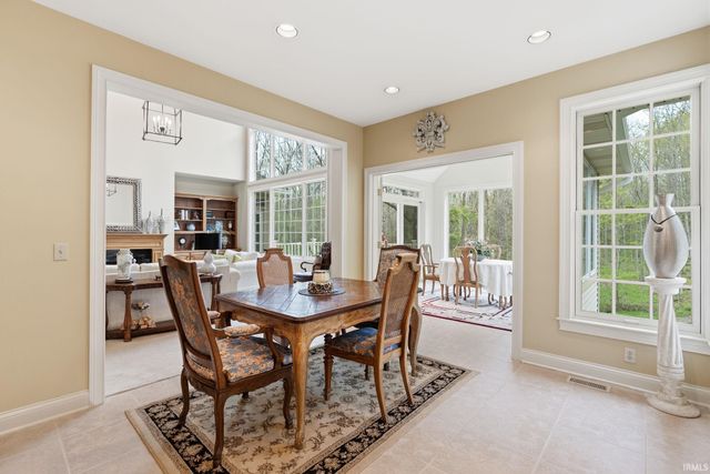 10210 Snowy Owl Lane, Roanoke, IN 46783