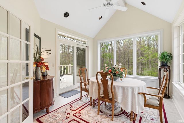 10210 Snowy Owl Lane, Roanoke, IN 46783