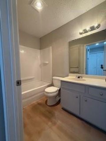 2202 Donahue LN A, Austin, TX 78744