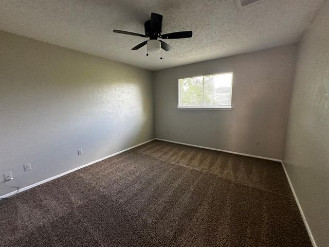 2202 Donahue LN A, Austin, TX 78744