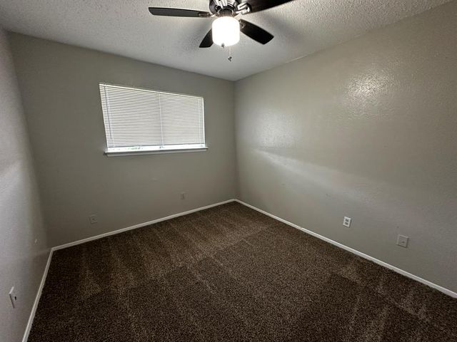 2202 Donahue LN A, Austin, TX 78744