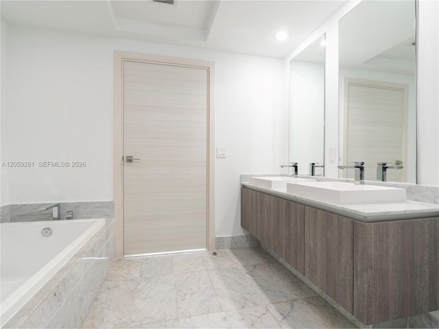 801 S Miami Avenue 4709, Miami, FL 33130