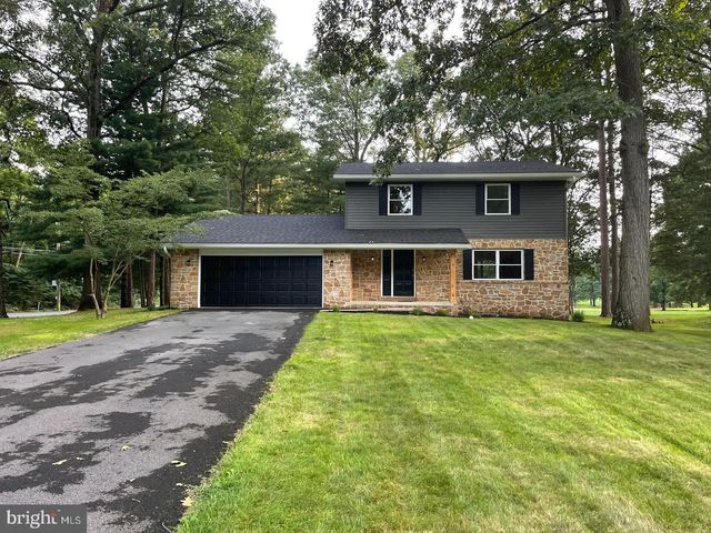6580 FAIRWAY DRIVE WEST, Fayetteville, PA 17222