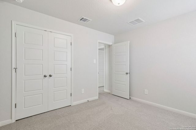 819 Shatterhand Blvd, San Antonio, TX 78260