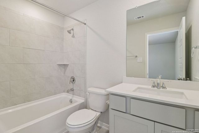 819 Shatterhand Blvd, San Antonio, TX 78260