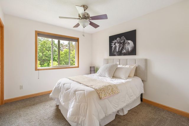 6051 Goodview Trail N, Hugo, MN 55038