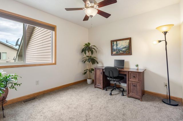 6051 Goodview Trail N, Hugo, MN 55038