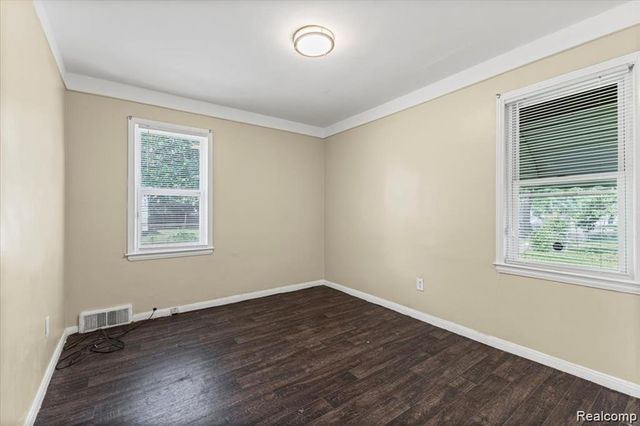 20550 Tireman Street, Detroit, MI 48228
