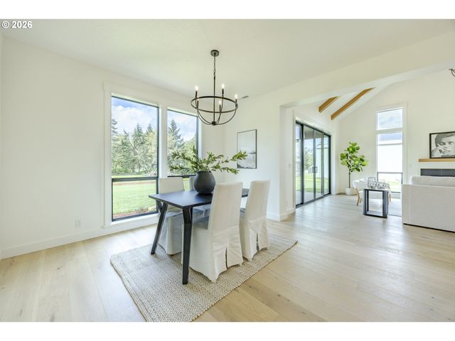88368 JESSIE JAMES Ln, Veneta, OR 97487