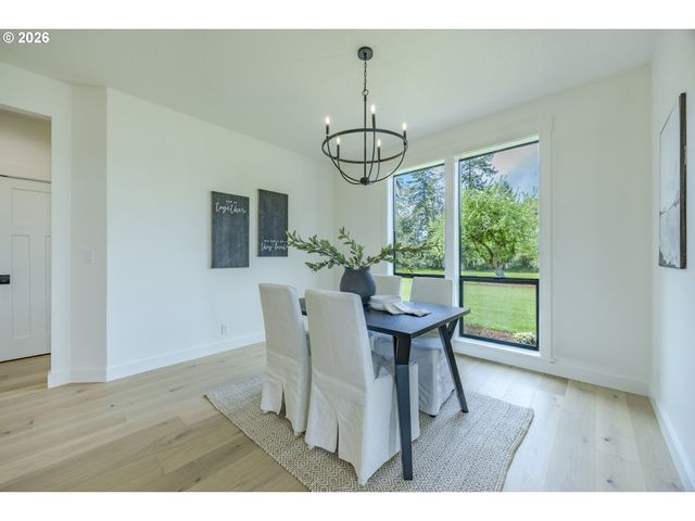 88368 JESSIE JAMES Ln, Veneta, OR 97487