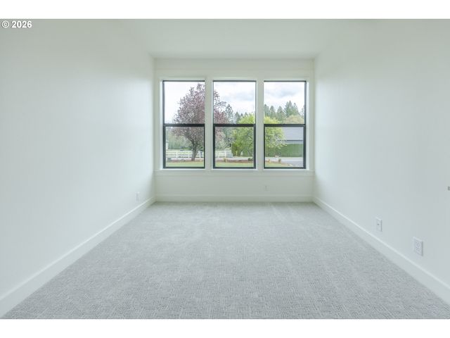 88368 JESSIE JAMES Ln, Veneta, OR 97487