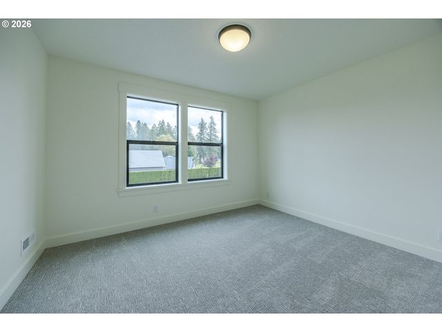 88368 JESSIE JAMES Ln, Veneta, OR 97487