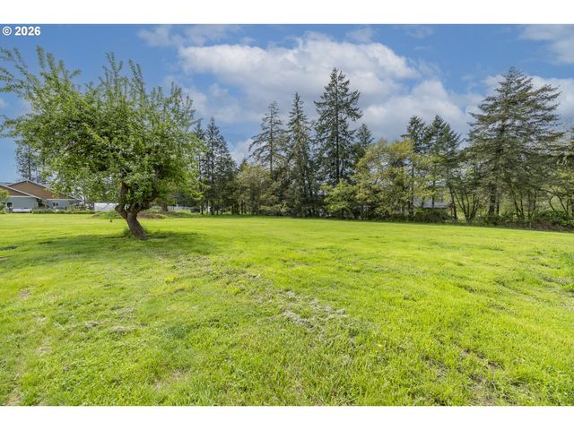 88368 JESSIE JAMES Ln, Veneta, OR 97487