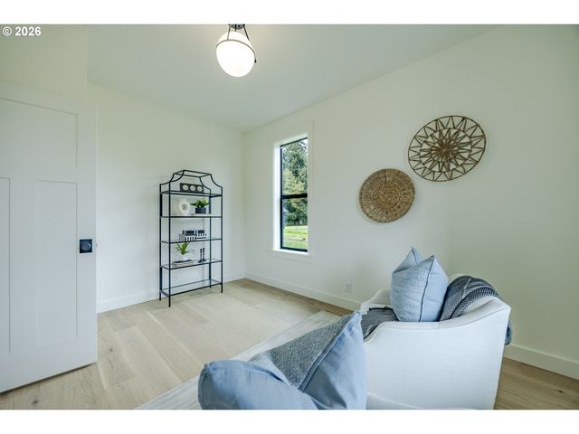 88368 JESSIE JAMES Ln, Veneta, OR 97487