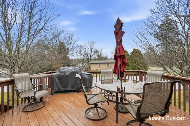 5211 Virginia Lane SW, Wyoming, MI 49418