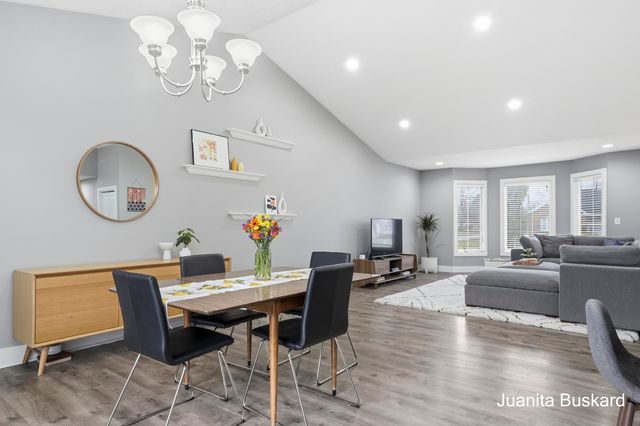 5211 Virginia Lane SW, Wyoming, MI 49418