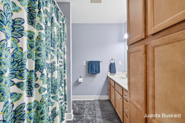 5211 Virginia Lane SW, Wyoming, MI 49418