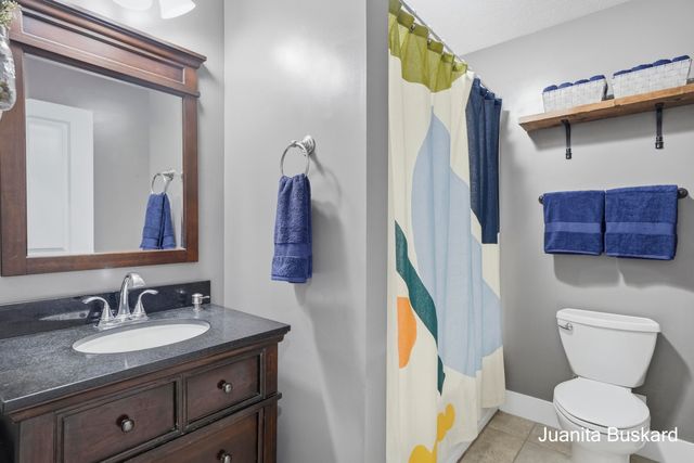 5211 Virginia Lane SW, Wyoming, MI 49418