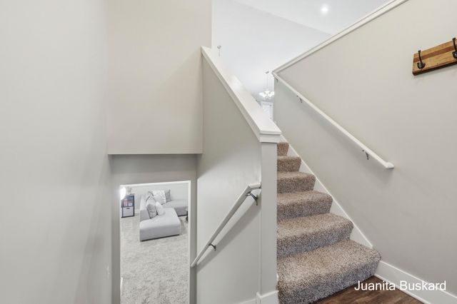 5211 Virginia Lane SW, Wyoming, MI 49418