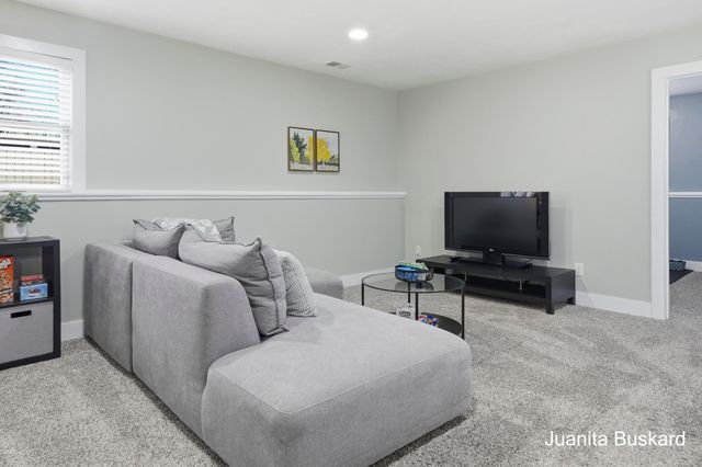 5211 Virginia Lane SW, Wyoming, MI 49418