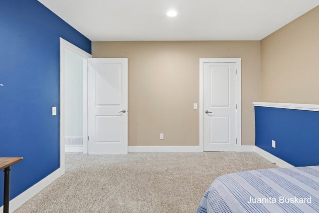 5211 Virginia Lane SW, Wyoming, MI 49418