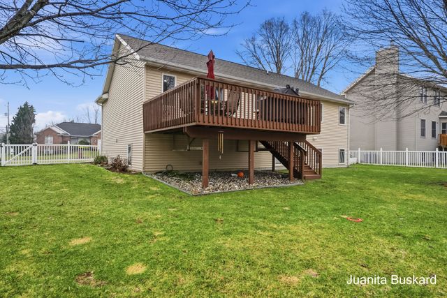 5211 Virginia Lane SW, Wyoming, MI 49418