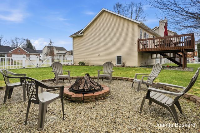 5211 Virginia Lane SW, Wyoming, MI 49418