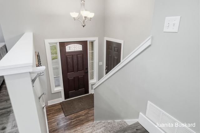 5211 Virginia Lane SW, Wyoming, MI 49418