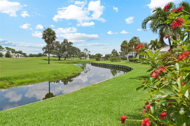 404 CARDIFF ROAD 17, Venice, FL 34293